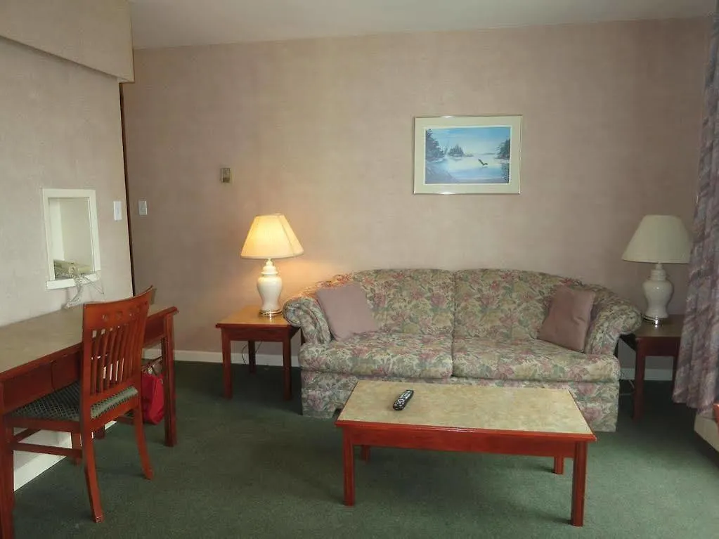 Tropicana Suite Hotel Vancouver