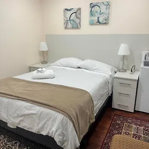 https://king-edwards-guest-house.richmond-hotels.com