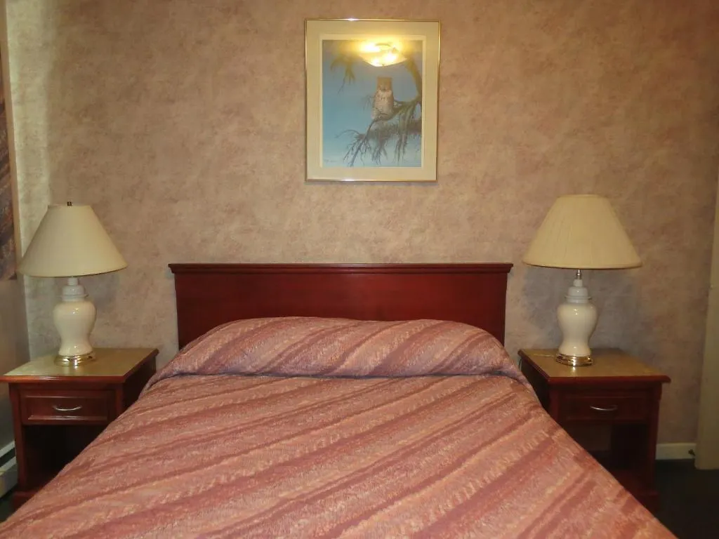 Tropicana Suite Hotel Vancouver